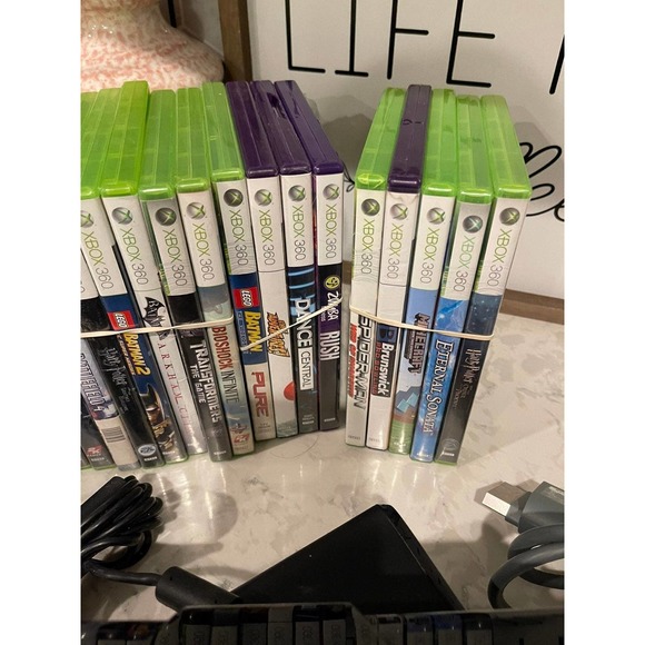 Xbox 360 S BUNDLE + 24 games & accessories - Picture 7 of 12